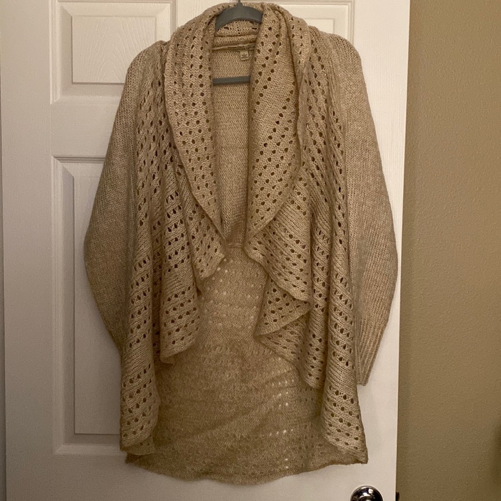 Carolyn Taylor Cardigan‎ Sweater